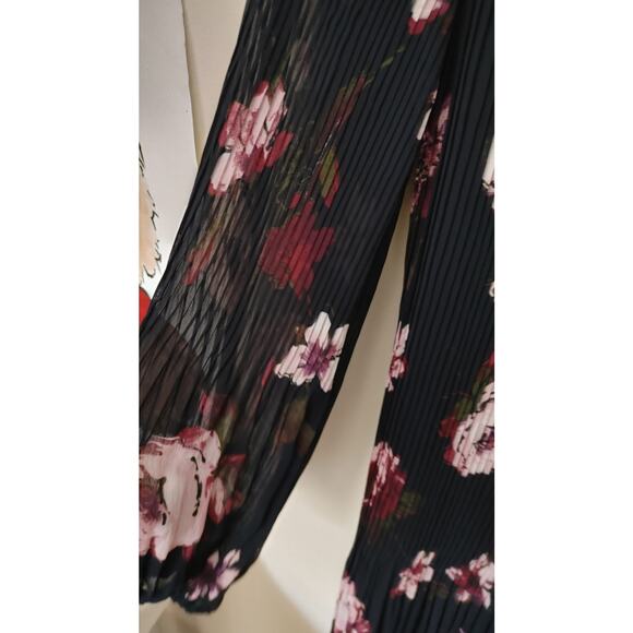 DKNY Dress Long Sleeve Shift Floral Vneck Knee Length Sz 2 - Picture 4 of 7